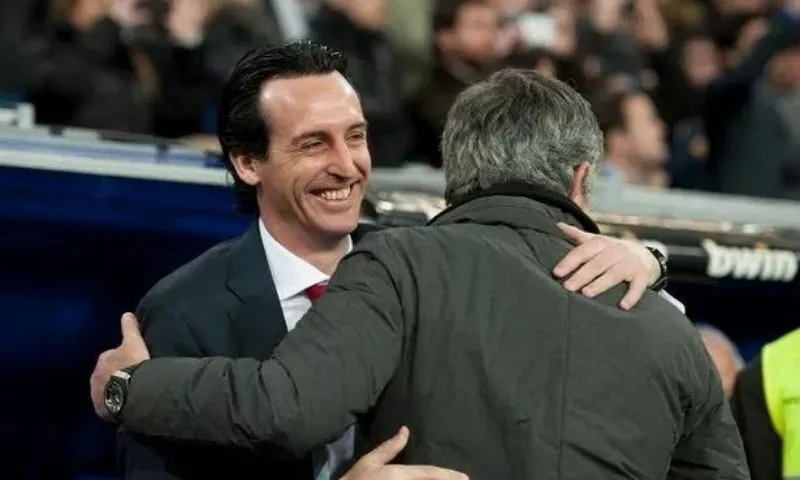 Unai Emery Và Jose Mourinho: Sự Khác Biệt Về Phong Cách Huấn Luyện